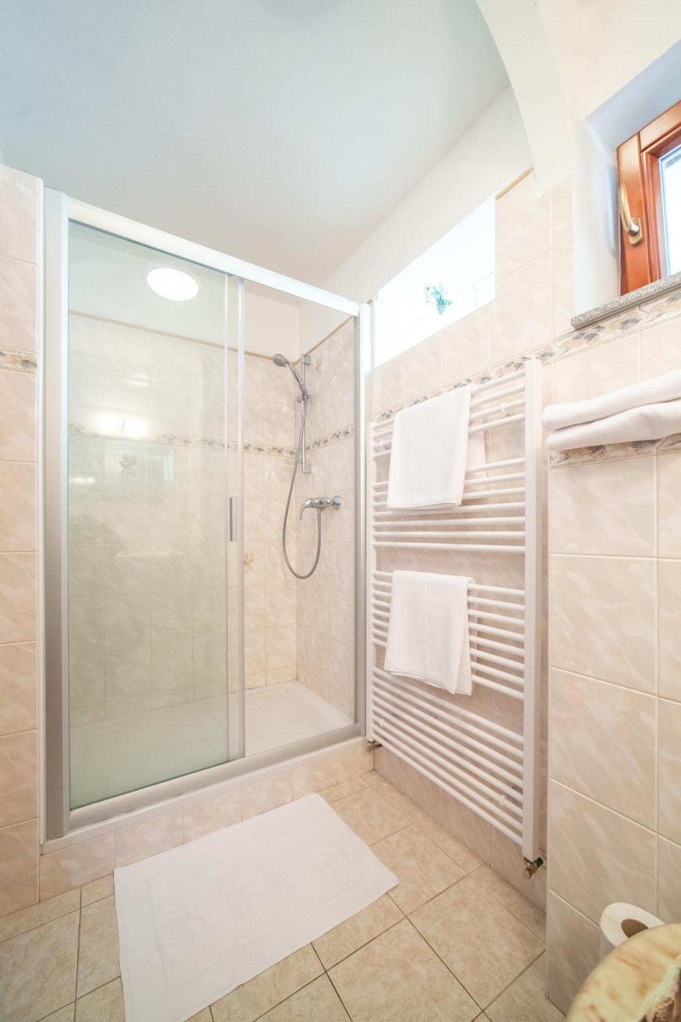 Rezidence Plesivec - Rodinny Apartman S 3 Loznicemi Český Krumlov Buitenkant foto