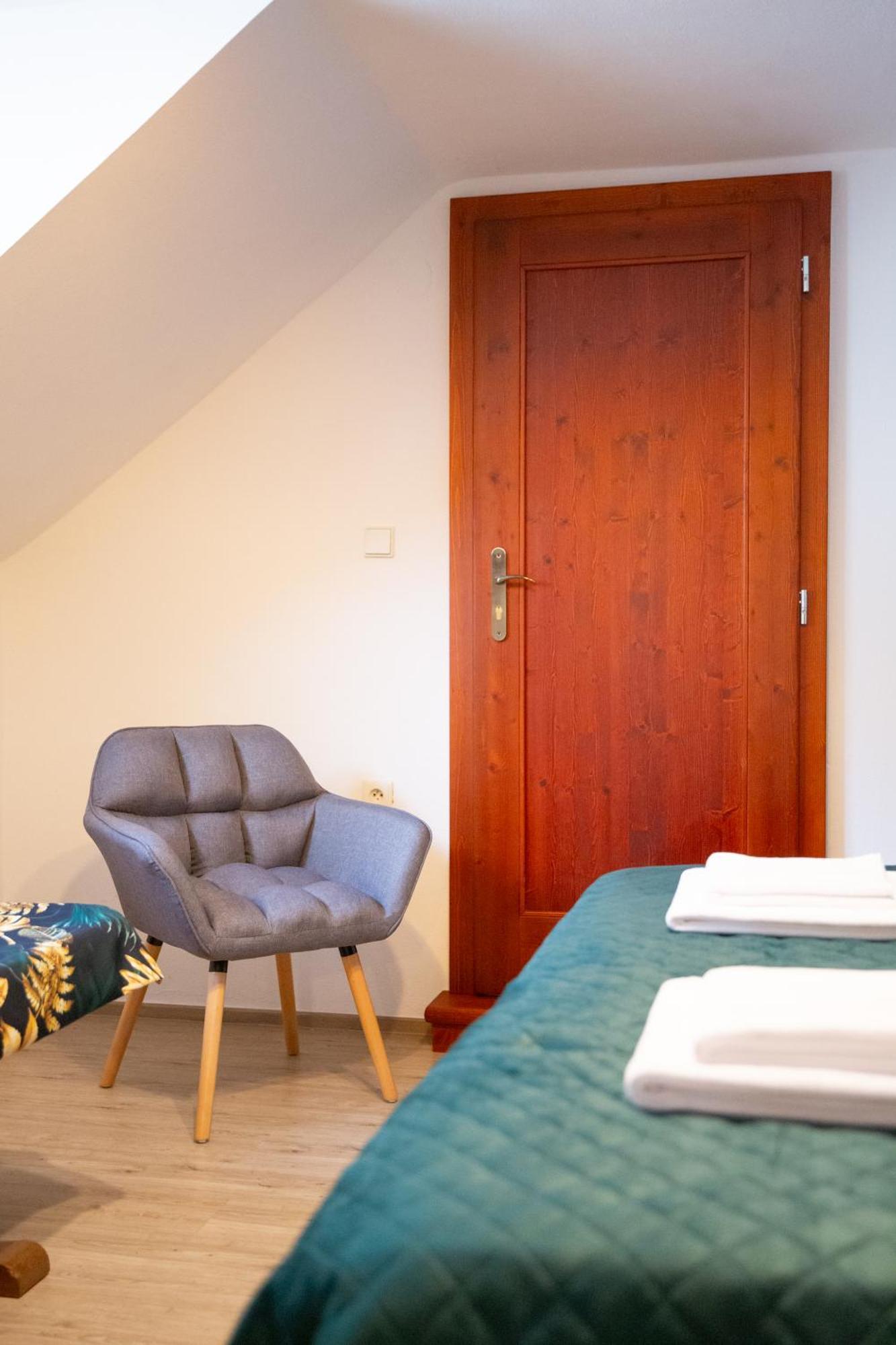 Rezidence Plesivec - Rodinny Apartman S 3 Loznicemi Český Krumlov Buitenkant foto